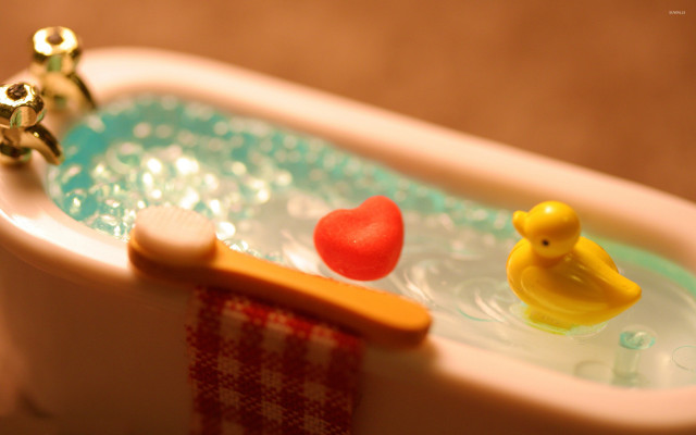 Toy ducky rubber ducky bathtub free wallpaper for desktop - medium preview image