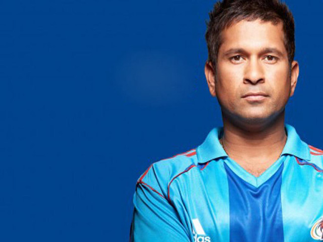 Man blue shirt posing arms #3 free wallpaper for desktop - medium preview image