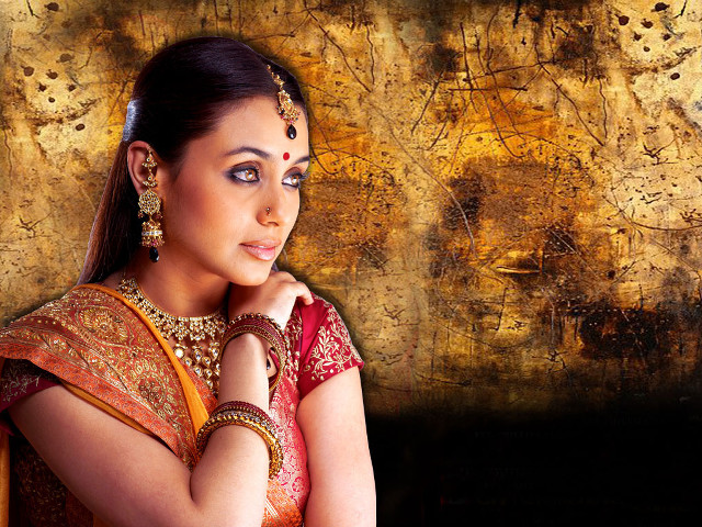 Woman red gold sari background free wallpaper for desktop - medium preview image