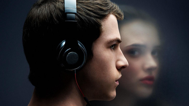 Boy headphones mirror reflection woman free wallpaper for desktop - medium preview image