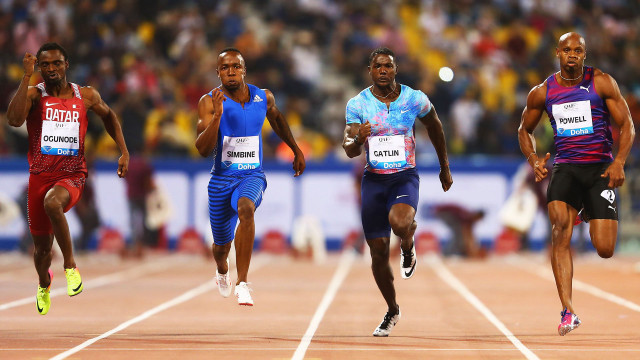 Men running track stadium spectators #3 free wallpaper for desktop - medium preview image