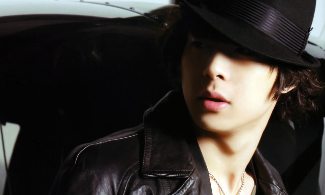 Black hat leather jacket chain free wallpaper for desktop - medium preview image