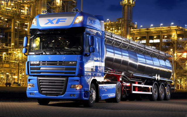 Blue semi truck tanker factory free wallpaper for desktop - medium preview image