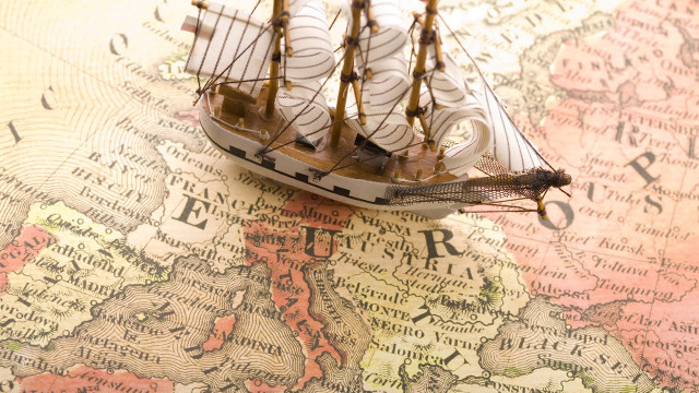 Model ship europe map feather free wallpaper for desktop - medium preview image
