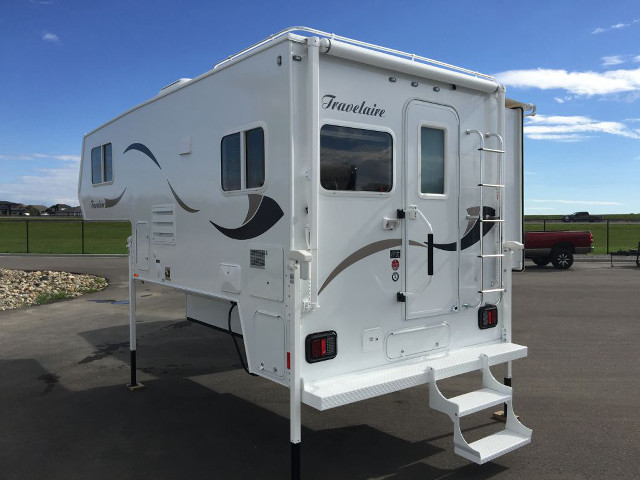 White trailer parking lot grass free wallpaper for desktop - medium preview image