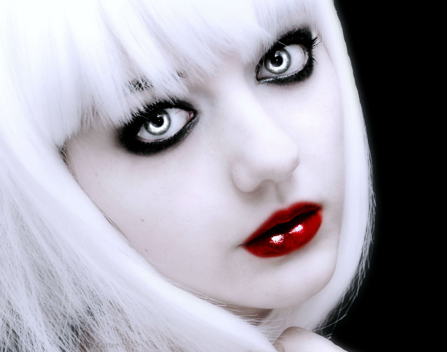 Whitehair blackandredmakeup redlips gothicart photorealistic free wallpaper for desktop - medium preview image