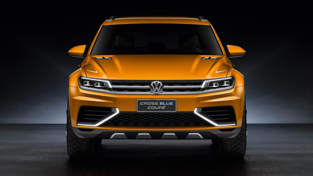 Yellow volkswagen suv dark room #2 free wallpaper for desktop - medium preview image