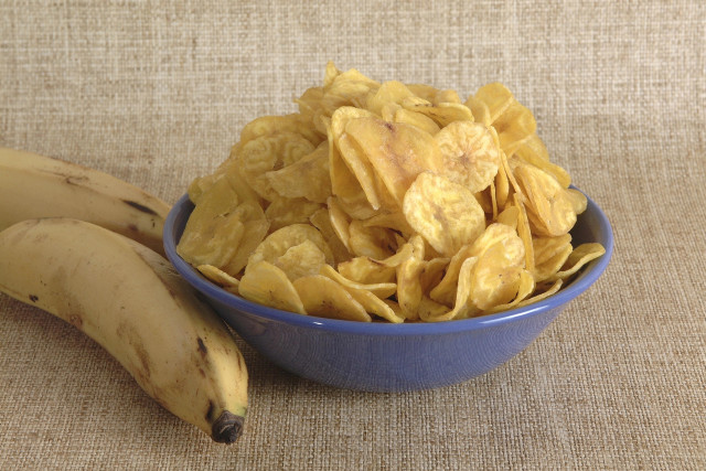 Chips banana tablecloth background cloth free wallpaper for desktop - medium preview image