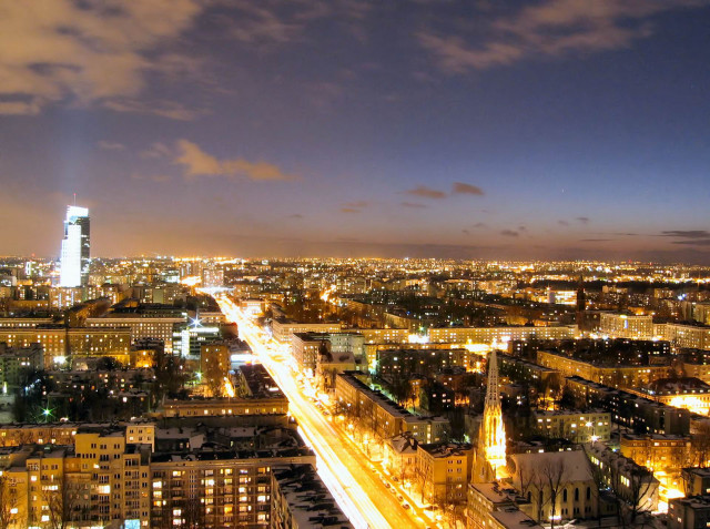 City night tall building street free wallpaper for desktop - medium preview image