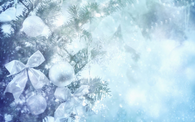 Christmas tree ornaments snowflakes blue free wallpaper for desktop - medium preview image