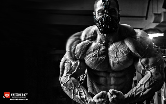 Bearded man masked gym pose free wallpaper for desktop - medium preview image