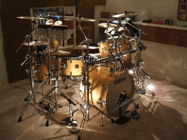 Drum set room window shelf free wallpaper for desktop - medium preview image