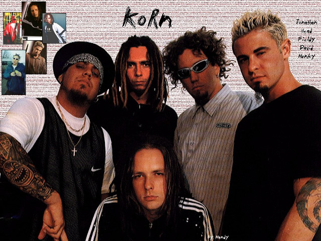 Men group standing wall pictures free wallpaper for desktop - medium preview image