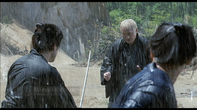 Couple people standing rain swords free wallpaper for desktop - medium preview image