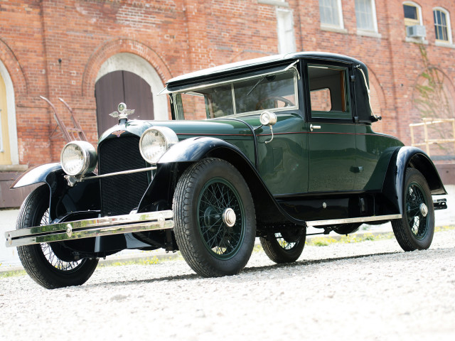 Old car brick building open free wallpaper for desktop - medium preview image