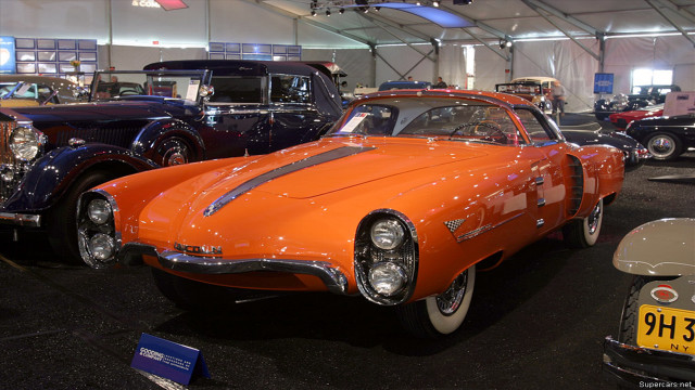 Cars display building sign free wallpaper for desktop - medium preview image