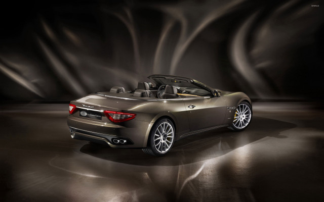 Car dark room black background #3 free wallpaper for desktop - medium preview image