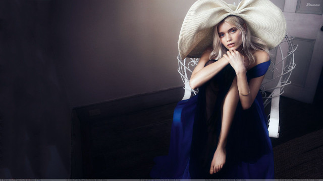 Woman blue dress big hat free wallpaper for desktop - medium preview image