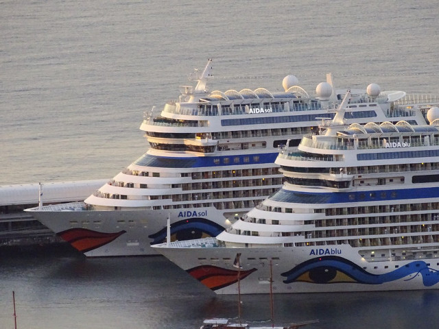 Cruise ships docked ocean together free wallpaper for desktop - medium preview image