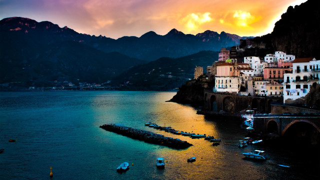 Sunset small town lake boats free wallpaper for desktop - medium preview image