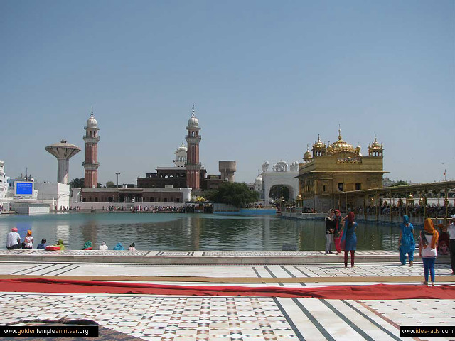 People pond building golden dome free wallpaper for desktop - medium preview image