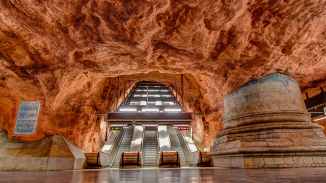 Large building escalator skylight interior free wallpaper for desktop - medium preview image