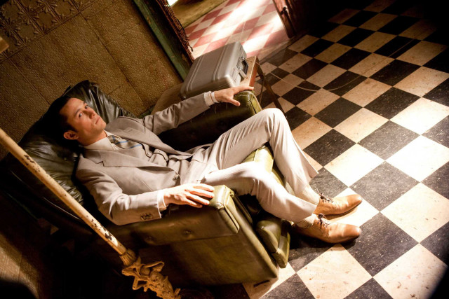 Man suit tie chair laptop free wallpaper for desktop - medium preview image