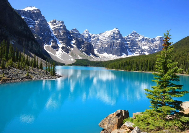 Blue lake mountains trees snow free wallpaper for desktop - medium preview image