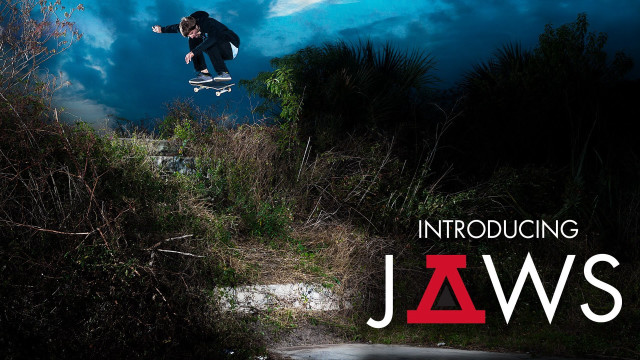 Man flying skateboard dark sky free wallpaper for desktop - medium preview image