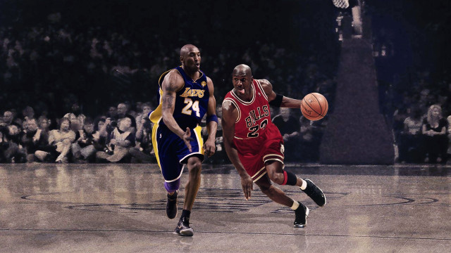 Basketball players running after ball free wallpaper for desktop - medium preview image