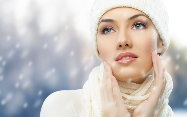Woman white hat scarf snowy free wallpaper for desktop - medium preview image