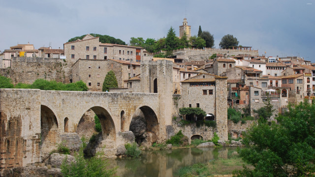 River city bridge buildings waterfront free wallpaper for desktop - medium preview image