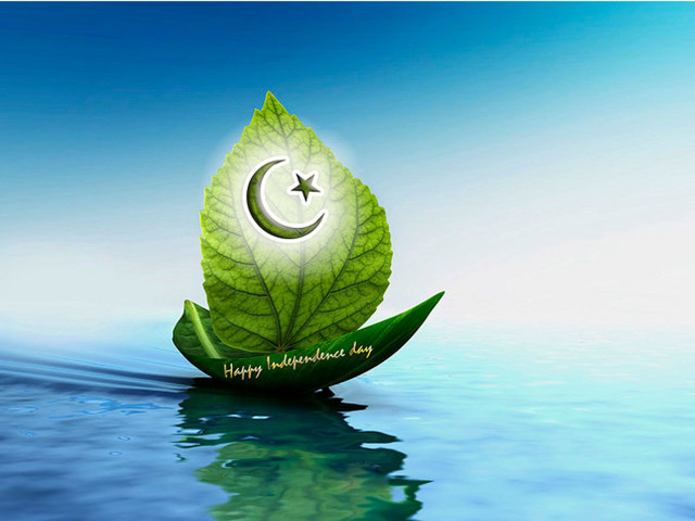 Green leaf crescent star water free wallpaper for desktop - medium preview image