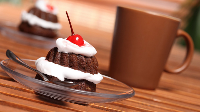 Chocolate dessert cherry whipped cream free wallpaper for desktop - medium preview image