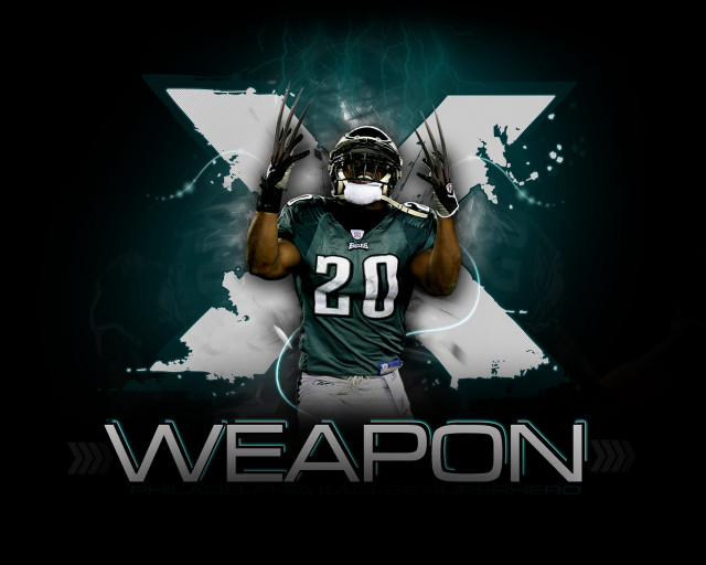 Football player 20 black background free wallpaper for desktop - medium preview image