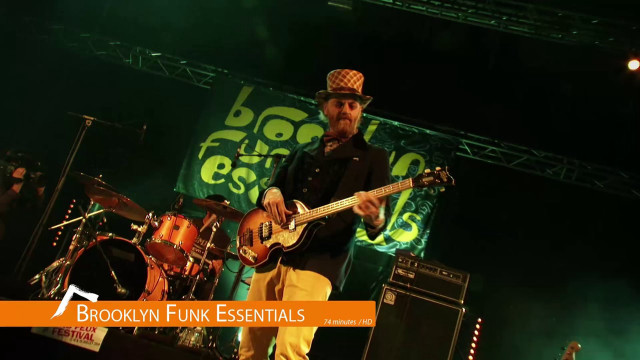 Man playing guitar on stage free wallpaper for desktop - medium preview image