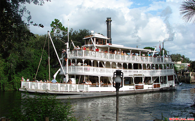 Large boat people river forest free wallpaper for desktop - medium preview image