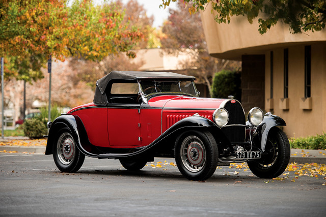 Red black car parked road free wallpaper for desktop - medium preview image