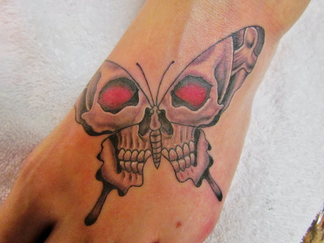 Butterfly skull tattoo image design free wallpaper for desktop - medium preview image