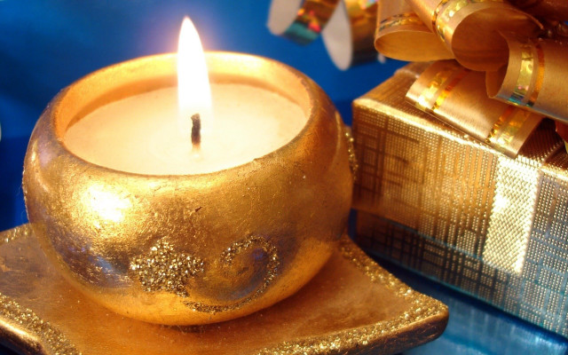Candle lit golden bowl gift free wallpaper for desktop - medium preview image