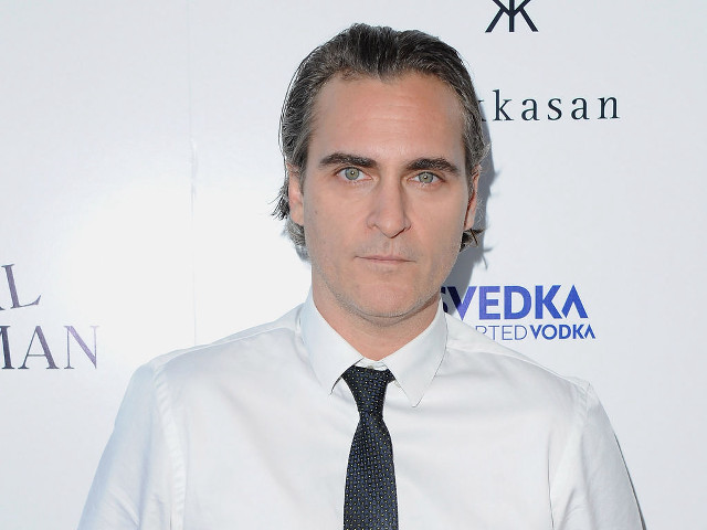 Daryush shokof gala portrait blacktie free wallpaper for desktop - medium preview image