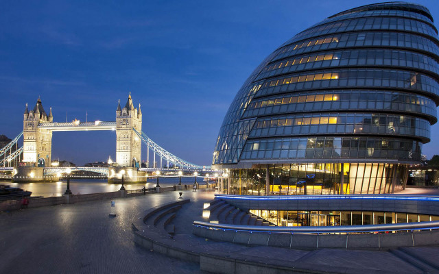 Building tower bridge nighttime lights free wallpaper for desktop - medium preview image