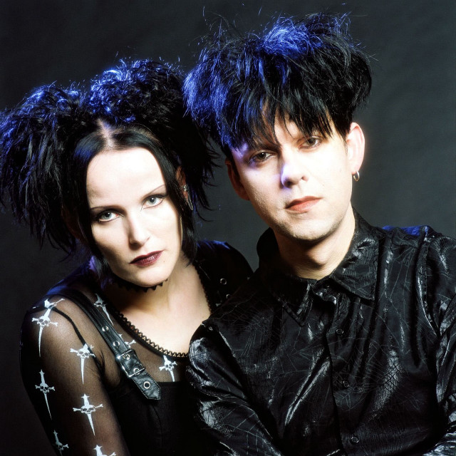 Man woman blackhair piercings gothic free wallpaper for tablet - medium preview image