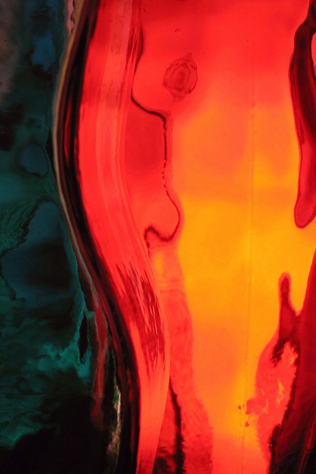 Red vase black base yellow free wallpaper for mobile - medium preview image