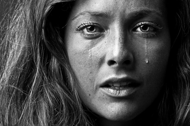 Woman tears cheek emotion sadness free wallpaper for desktop - medium preview image