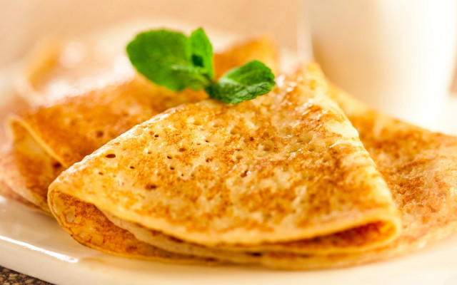 Pancakes milk green leaf plate free wallpaper for desktop - medium preview image