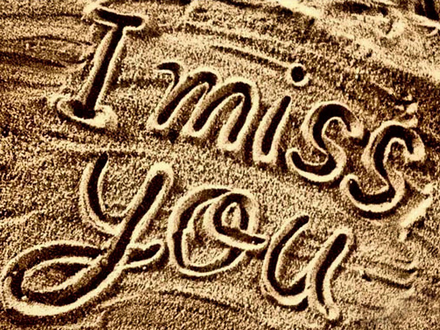 Sand sign i miss you free wallpaper for desktop - medium preview image