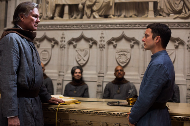 Old man blurry depth of free wallpaper for desktop - medium preview image