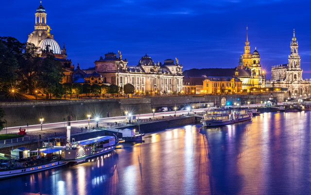 River boats city night lights free wallpaper for desktop - medium preview image