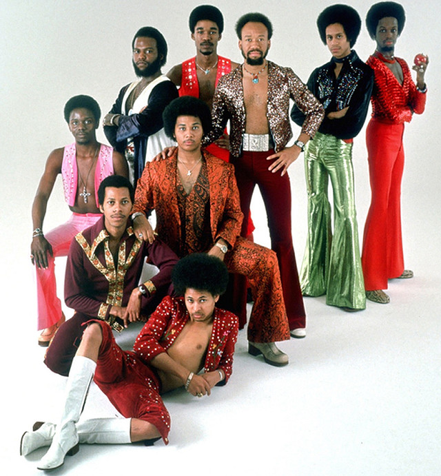 Colorful group photo men women free wallpaper for tablet - medium preview image